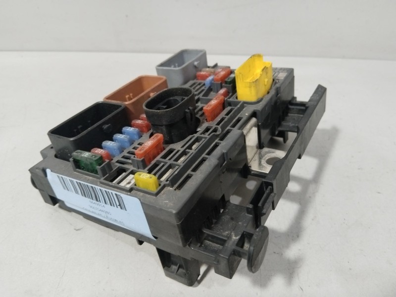 Recambio de caja reles / fusibles para peugeot 5008 (0u_, 0e_) 2.0 hdi referencia OEM IAM 9667044980  