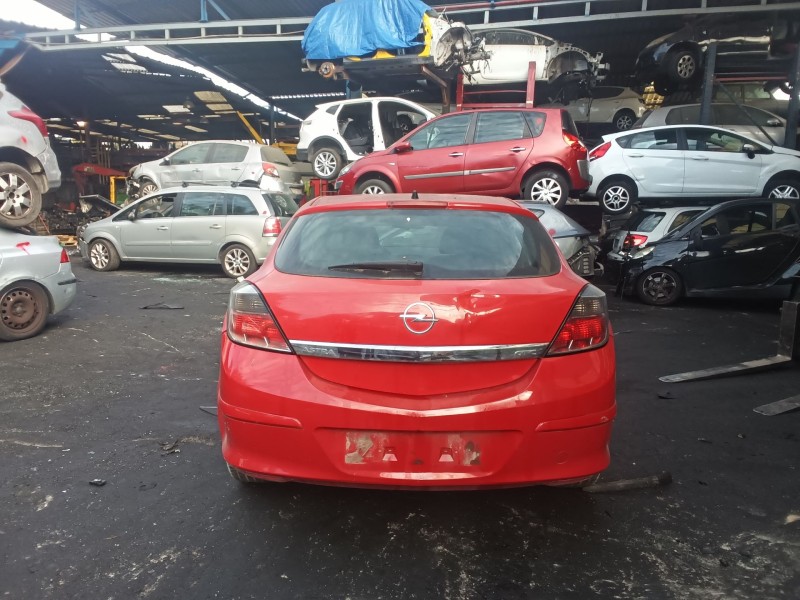 opel astra h gtc (a04) del año 2006