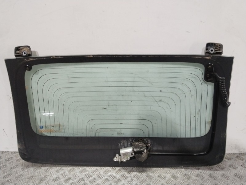Recambio de porton trasero para peugeot 107 (pm_, pn_) 1.4 hdi referencia OEM IAM 8744W1  