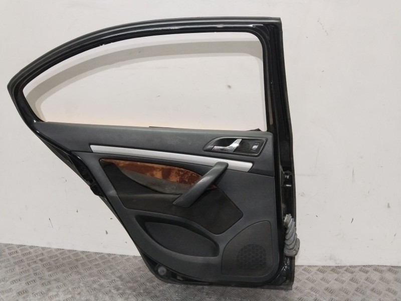 Recambio de puerta trasera izquierda para skoda octavia berlina (1z3) ambition referencia OEM IAM 1Z5833055 AMARILLO 