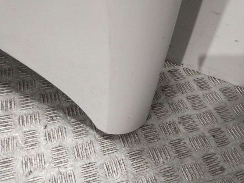 Recambio de capot delantero para seat ibiza iv (6j5, 6p1) 1.9 tdi referencia OEM IAM 6J0823031E  