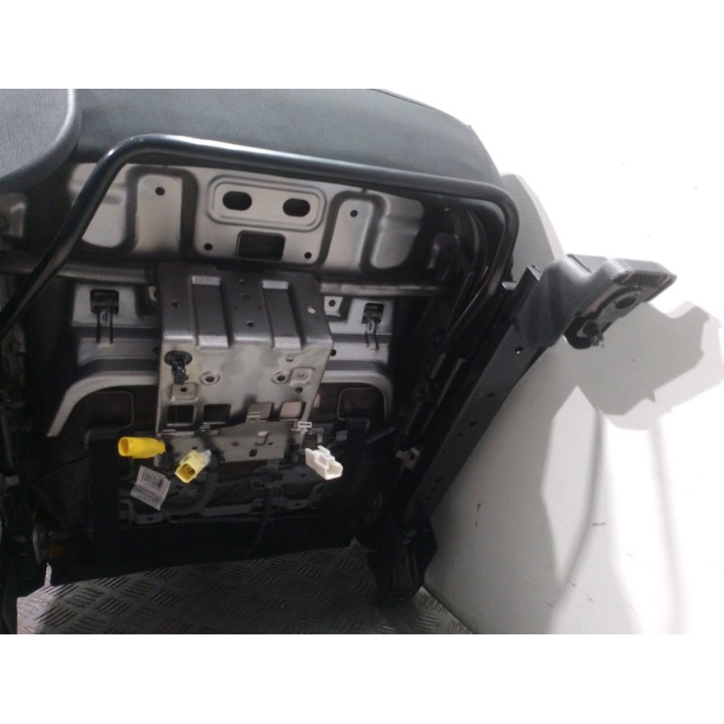 ASIENTO DELANTERO DERECHO  - imagen 4