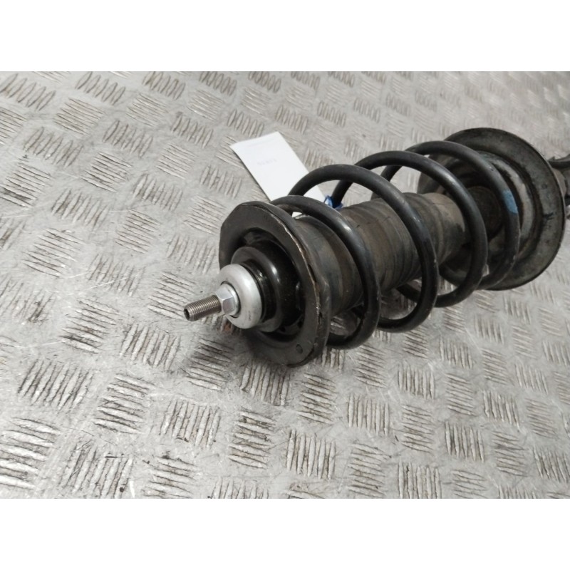 Recambio de amortiguador delantero izquierdo para toyota yaris (_p9_) 1.0 vvt-i (ksp90_) referencia OEM IAM 485200D011  