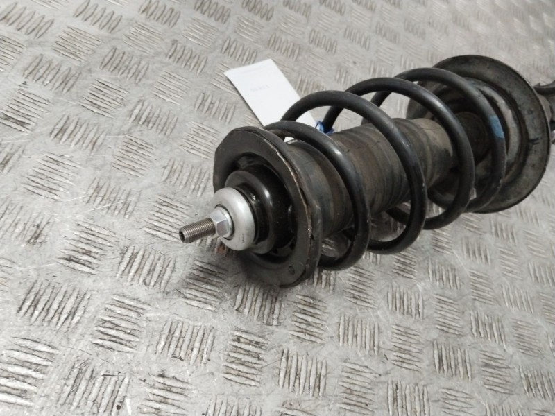 Recambio de amortiguador delantero izquierdo para toyota yaris (_p9_) 1.0 vvt-i (ksp90_) referencia OEM IAM 485200D011  