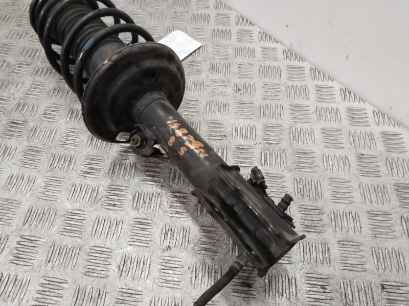 Recambio de amortiguador delantero izquierdo para toyota yaris (_p9_) 1.0 vvt-i (ksp90_) referencia OEM IAM 485200D011  