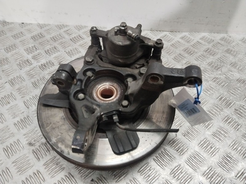 Recambio de mangueta delantera derecha para kia carens iv 1.6 gdi referencia OEM IAM 51716A4000  