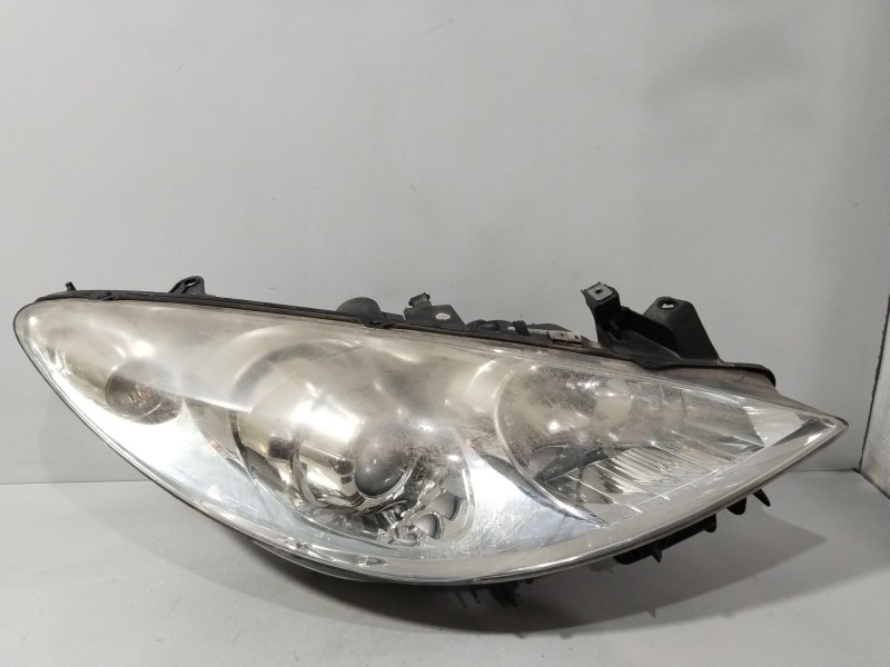 Recambio de faro derecho para peugeot 307 break (3e) 2.0 hdi 135 referencia OEM IAM 9681832280  