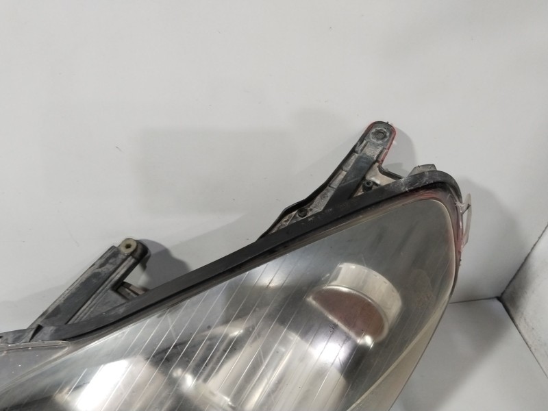 Recambio de faro izquierdo para opel astra h gtc (a04) 1.6 (l08) referencia OEM IAM 1EG27037001  
