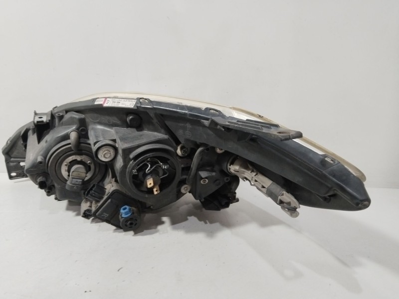 Recambio de faro derecho para mazda 5 (cr) 1.8 (cr19) referencia OEM IAM C23551030  