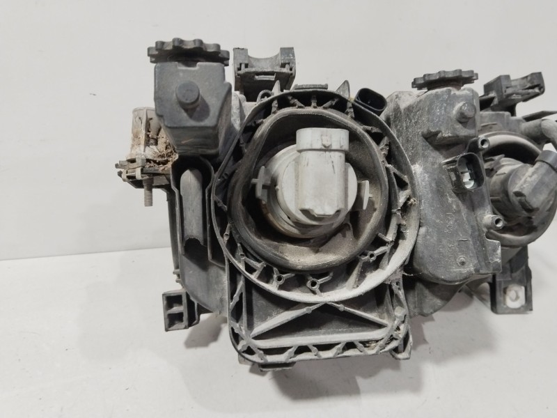 Recambio de faro izquierdo para bmw 3 compact (e46) 316 ti referencia OEM IAM 6901969  