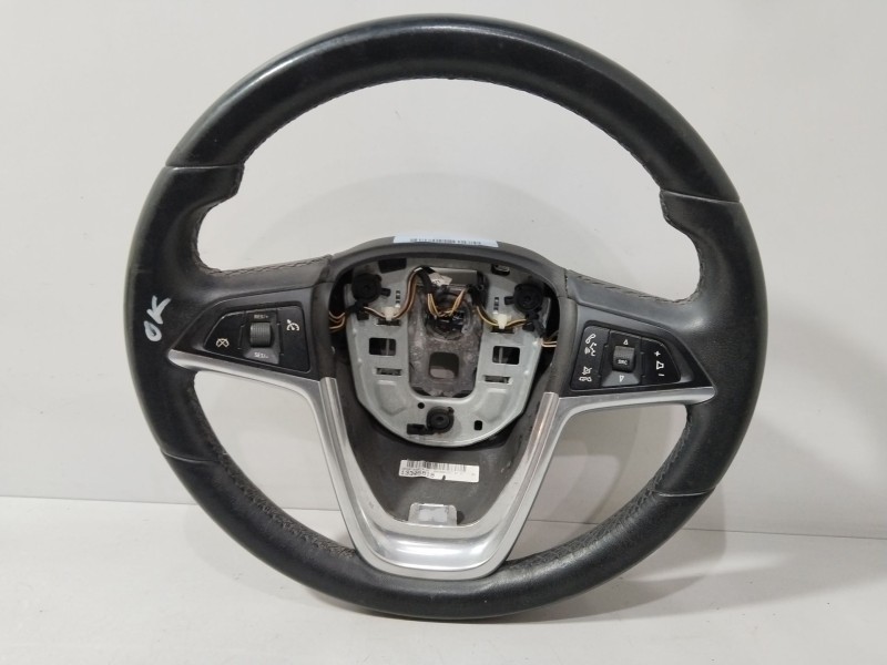 Recambio de volante para opel astra j (p10) 1.6 (68) referencia OEM IAM 13305818  