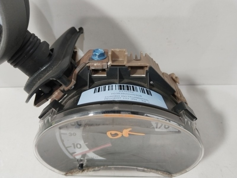 Recambio de cuadro instrumentos para peugeot 107 (pm_, pn_) 1.4 hdi referencia OEM IAM H03838000H030B  