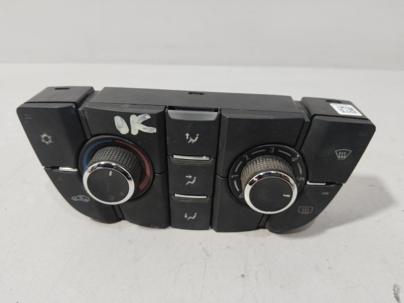 Recambio de mando calefaccion / aire acondicionado para opel astra j (p10) 1.6 (68) referencia OEM IAM 13337691  