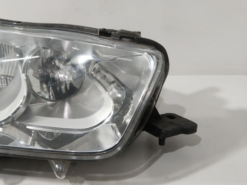 Recambio de faro derecho para citroën c-elysée exclusive referencia OEM IAM 9675139980  
