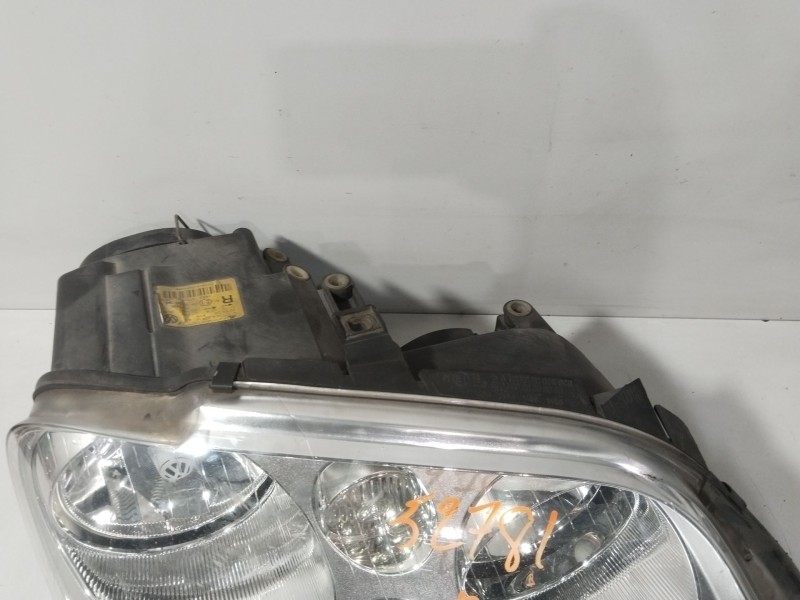 Recambio de faro derecho para volkswagen touran (1t1, 1t2) 2.0 tdi 16v referencia OEM IAM 1T0941006M  