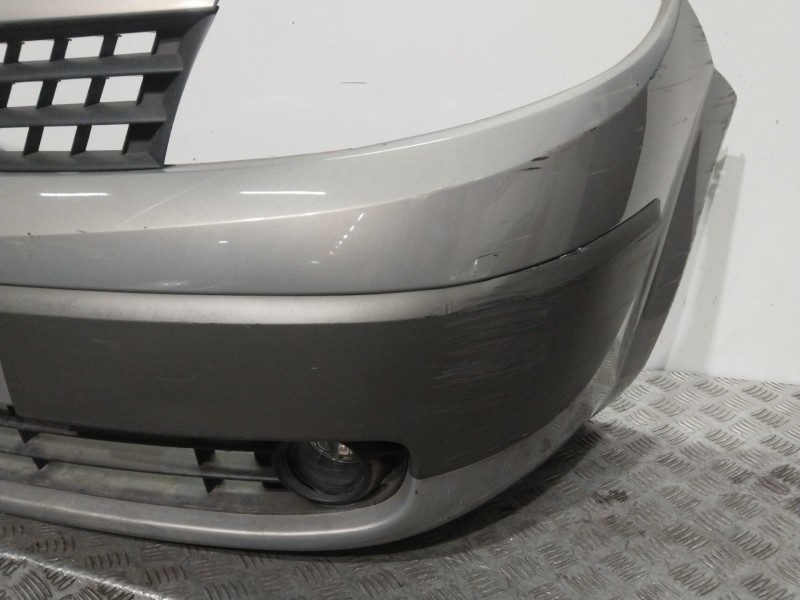Recambio de paragolpes delantero para renault scénic ii (jm0/1_) 1.6 (jm0c, jm0j, jm1b) referencia OEM IAM   