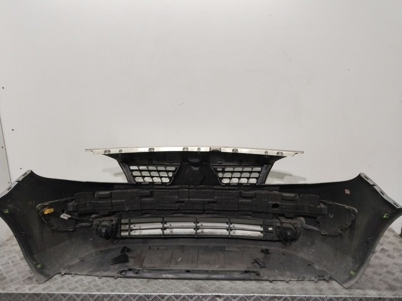Recambio de paragolpes delantero para renault scénic ii (jm0/1_) 1.6 (jm0c, jm0j, jm1b) referencia OEM IAM   