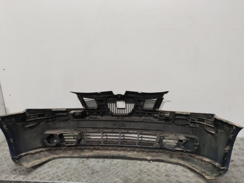 Recambio de paragolpes delantero para seat ibiza iii (6l1) 1.4 16v referencia OEM IAM 6L0807221  