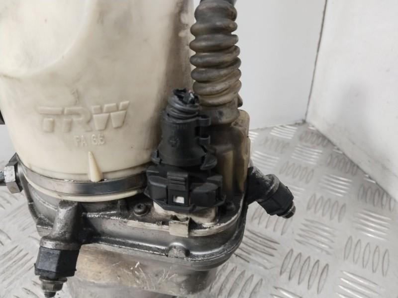 Recambio de bomba direccion para cadillac bls 1.9 d referencia OEM IAM 5948074  