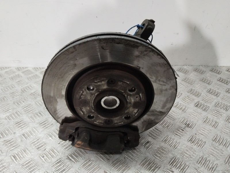 Recambio de mangueta delantera derecha para citroën xsara (n1) 2.0 hdi 90 referencia OEM IAM 364754  