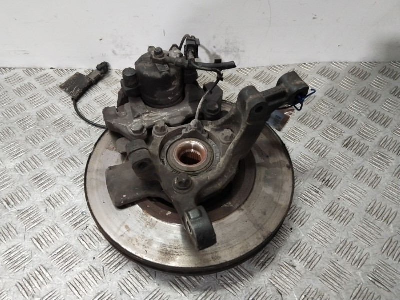 Recambio de mangueta delantera derecha para opel astra h (a04) 1.9 cdti (l48) referencia OEM IAM 13156046  