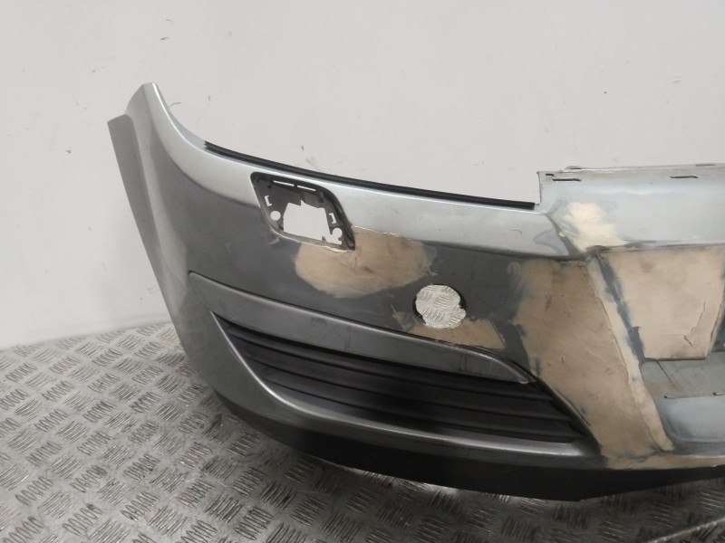 Recambio de paragolpes delantero para opel astra h berlina enjoy referencia OEM IAM 24460258  PLATA