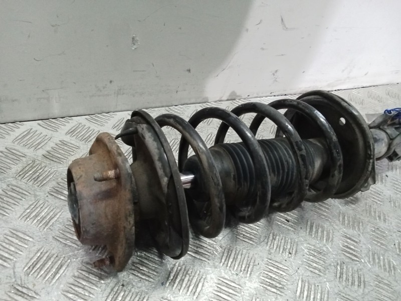 Recambio de amortiguador delantero izquierdo para hyundai getz (tb) 1.5 crdi referencia OEM IAM 546501C600  