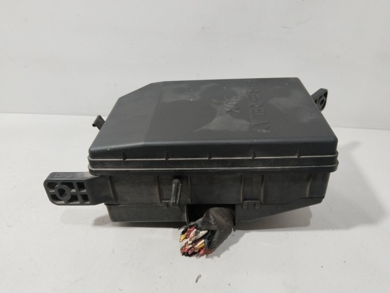 Recambio de caja reles / fusibles para hyundai coupe ii (gk) 1.6 16v referencia OEM IAM 912012C201  