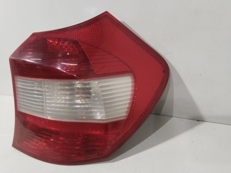 Recambio de piloto trasero derecho para bmw 1 (e87) 118 d referencia OEM IAM 3015380000  