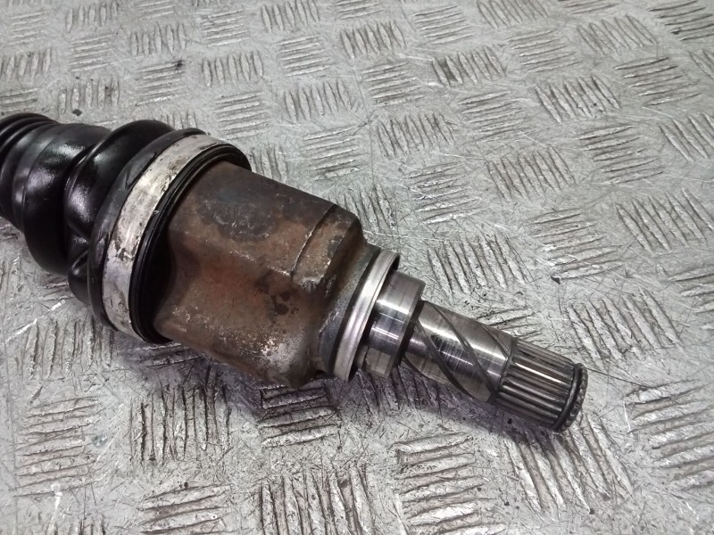 Recambio de transmision delantera izquierda para renault megane iii hatchback (bz0/1_, b3_) 1.5 dci (bz0c) referencia OEM IAM 39