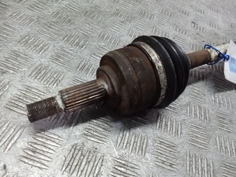 Recambio de transmision delantera izquierda para renault megane iii hatchback (bz0/1_, b3_) 1.5 dci (bz0c) referencia OEM IAM 39