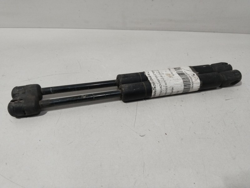 Recambio de amortiguador delantero izquierdo para ford mondeo berlina ambiente referencia OEM IAM 2001212  