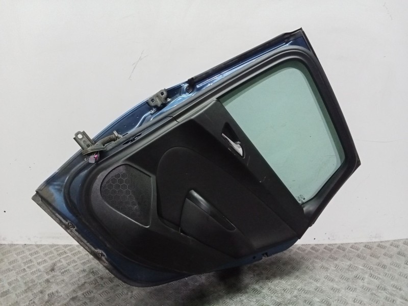 Recambio de puerta trasera derecha para opel astra j (p10) 1.7 cdti (68) referencia OEM IAM 13270585  