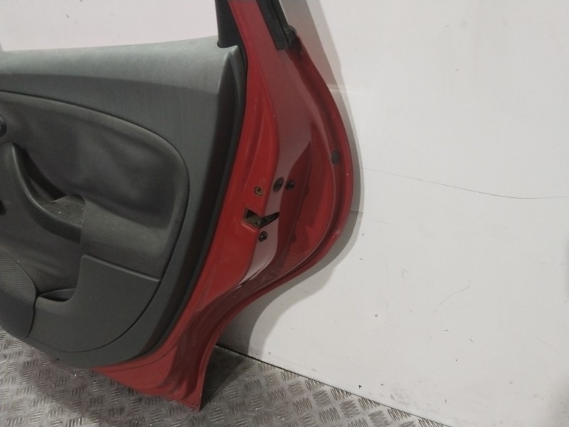 Recambio de puerta trasera derecha para seat altea (5p1) 1.9 tdi referencia OEM IAM 5P0833056A  
