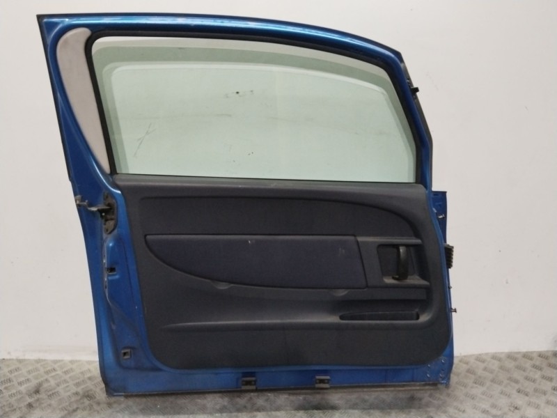 Recambio de puerta delantera izquierda para peugeot 1007 (km_) 1.4 referencia OEM IAM 9002V9 AZUL 