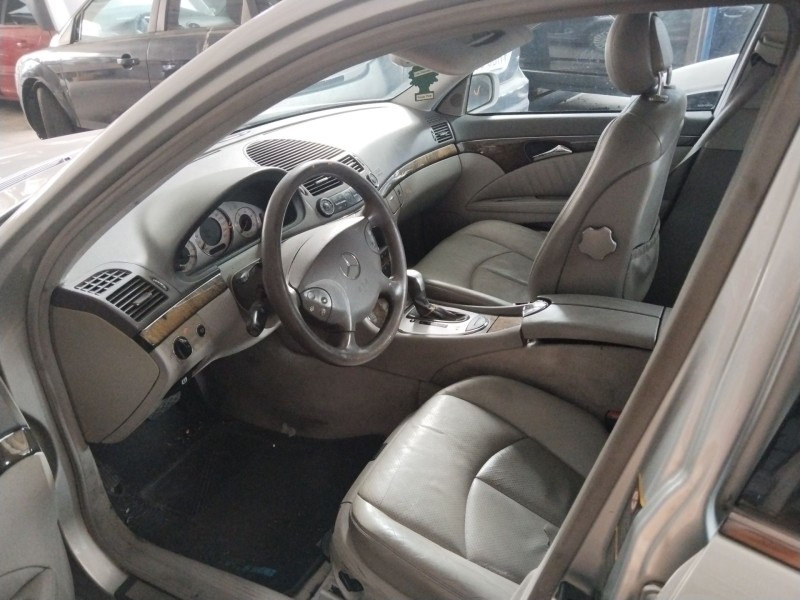 mercedes-benz clase e (w211) del año 2003