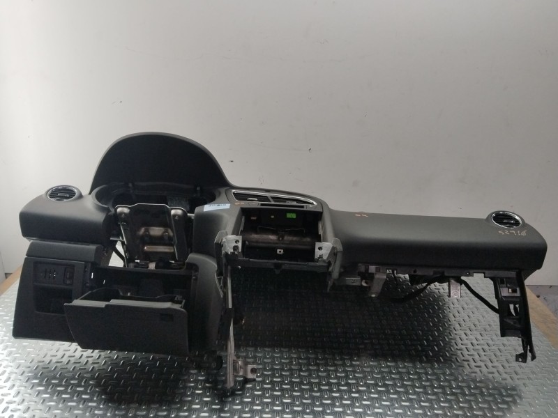 Recambio de salpicadero para peugeot 5008 (0u_, 0e_) 1.6 16v referencia OEM IAM 824782  