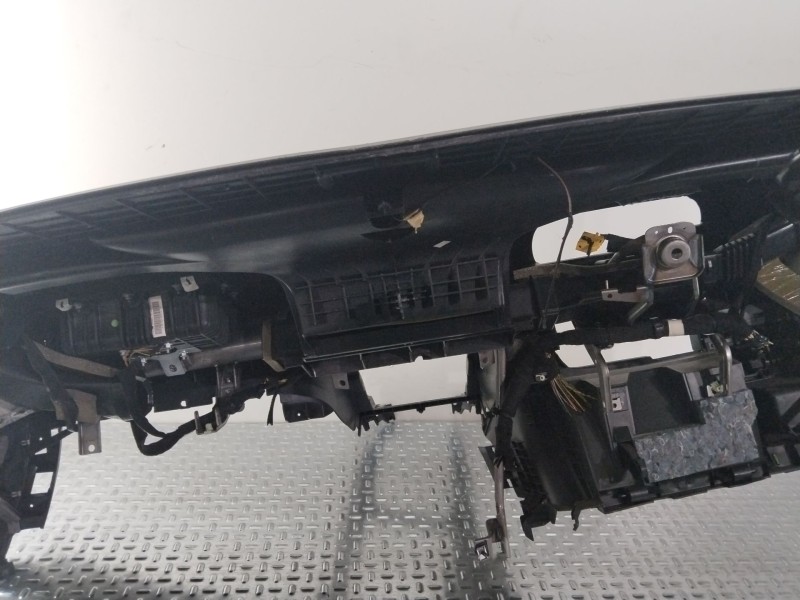 Recambio de salpicadero para peugeot 5008 (0u_, 0e_) 1.6 16v referencia OEM IAM 824782  