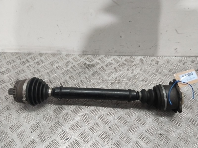 Recambio de transmision delantera derecha para audi a4 b5 avant (8d5) 1.9 tdi referencia OEM IAM 8D0407272DL  