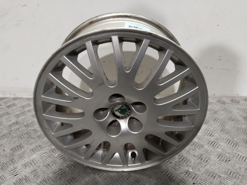 Recambio de llanta para skoda octavia i combi (1u5) 1.9 tdi referencia OEM IAM 1U0601025L 6,5jx16h2 
