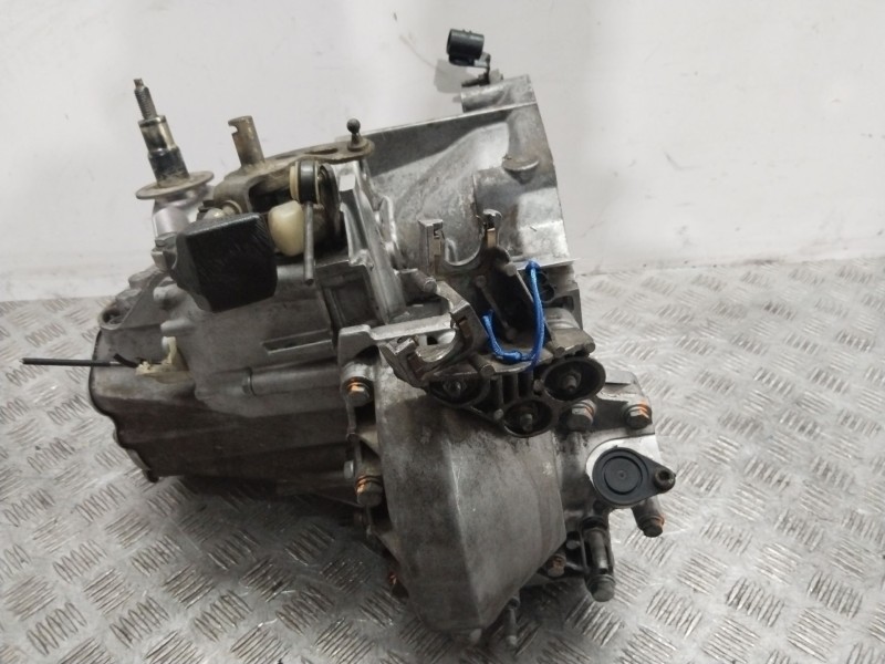 Recambio de caja cambios para peugeot 307 break (3e) 2.0 hdi 135 referencia OEM IAM 20MB01  