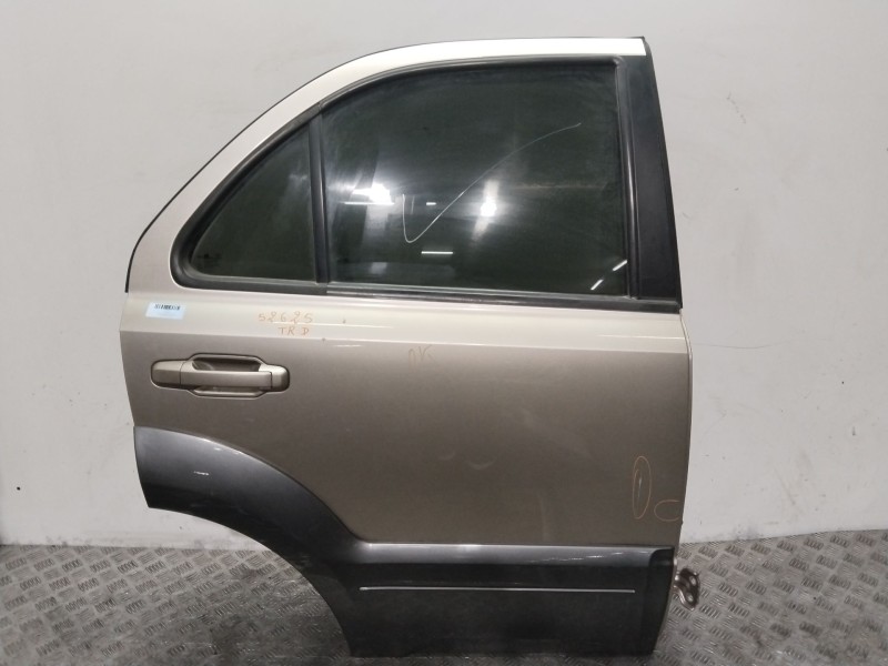 Recambio de puerta trasera derecha para kia sorento i (jc) 2.5 crdi referencia OEM IAM 770043E111  