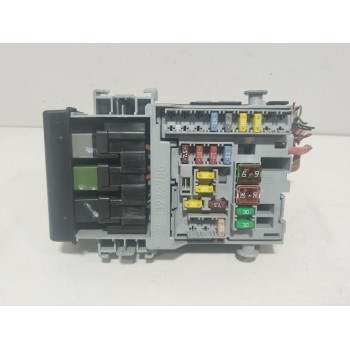 CAJA RELES / FUSIBLES 13222786 