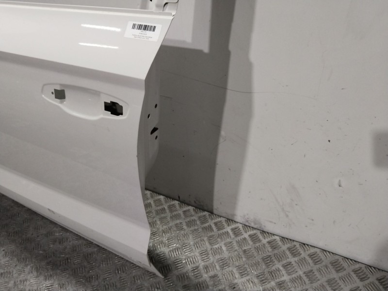 Recambio de puerta delantera izquierda para seat ateca (kh7, khp) 1.4 tsi referencia OEM IAM 575831051E  