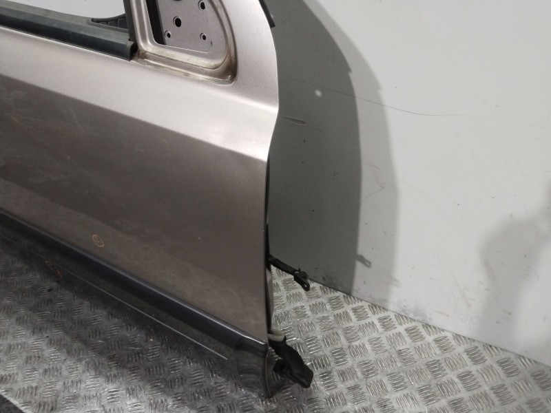 Recambio de puerta delantera derecha para kia sorento i (jc) 2.5 crdi referencia OEM IAM 760033E111  