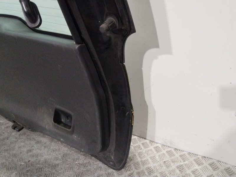 Recambio de porton trasero para peugeot 5008 (0u_, 0e_) 2.0 hdi referencia OEM IAM 8701CP  