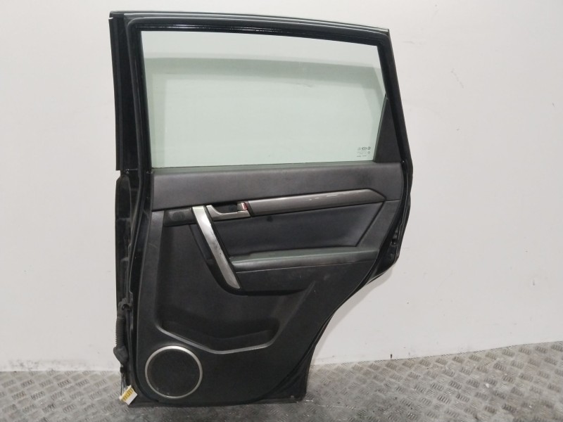 Recambio de puerta trasera derecha para chevrolet captiva (c100, c140) 2.0 d 4wd referencia OEM IAM 95460135  