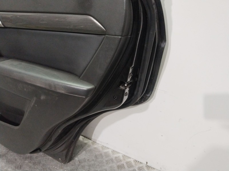Recambio de puerta trasera derecha para chevrolet captiva (c100, c140) 2.0 d 4wd referencia OEM IAM 95460135  