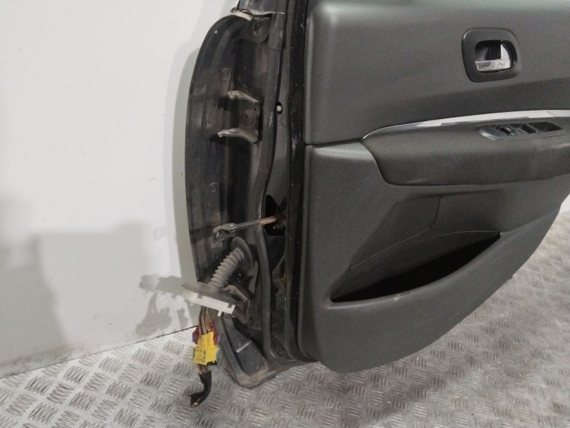 Recambio de puerta delantera derecha para peugeot 5008 (0u_, 0e_) 2.0 hdi referencia OEM IAM 9004AV  