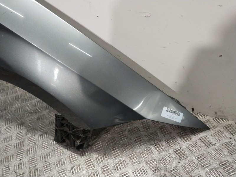 Recambio de aleta delantera derecha para seat leon (5f1) 1.6 tdi referencia OEM IAM 5F0821022J  